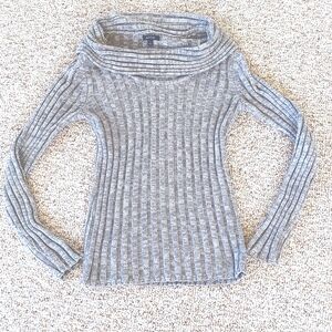Apt 9 gray off the shoulder sweater with subtle iridescence. Size M
